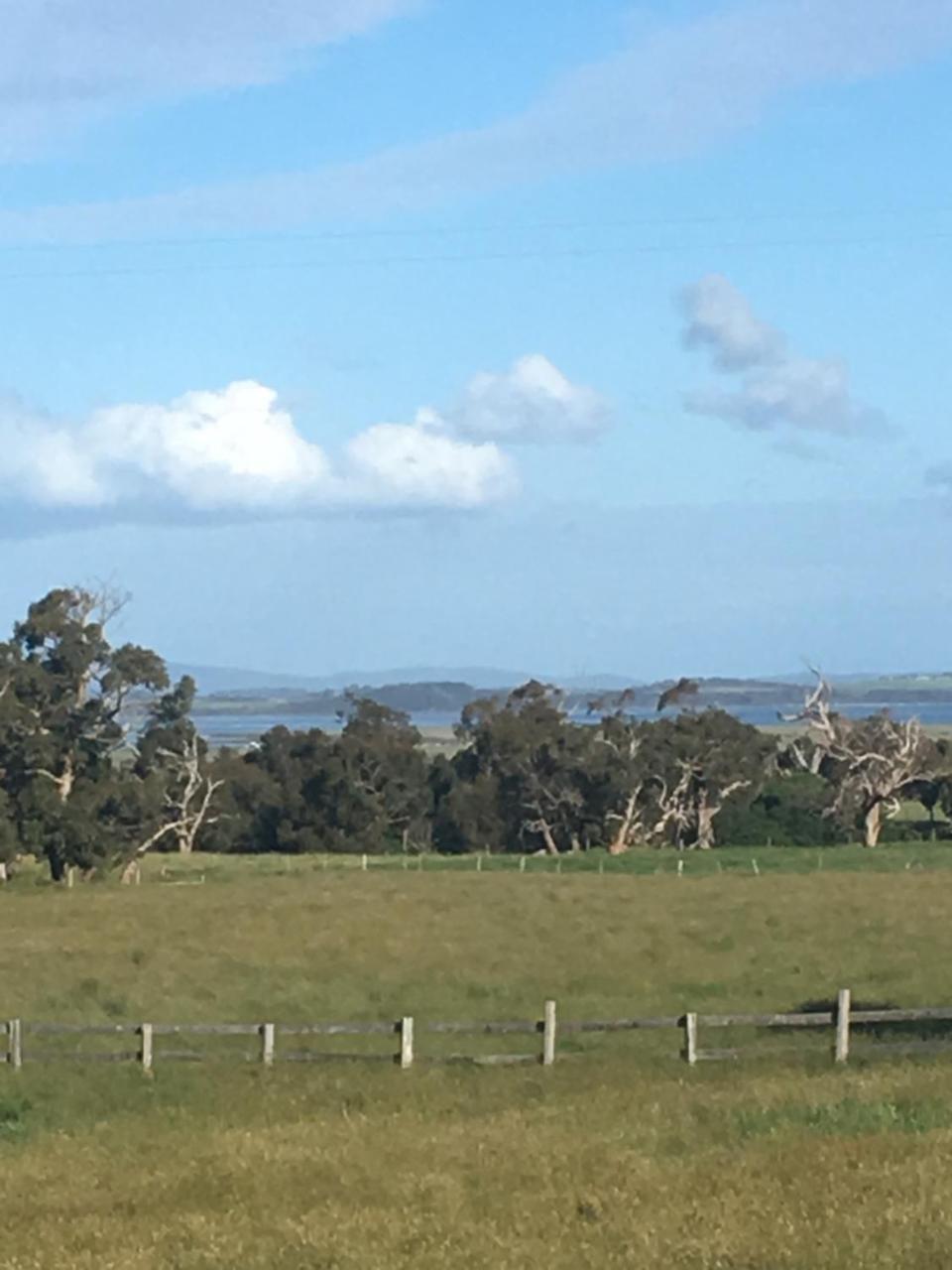 プロム コースト ホリデー ロッジ Waratah Bay エクステリア 写真